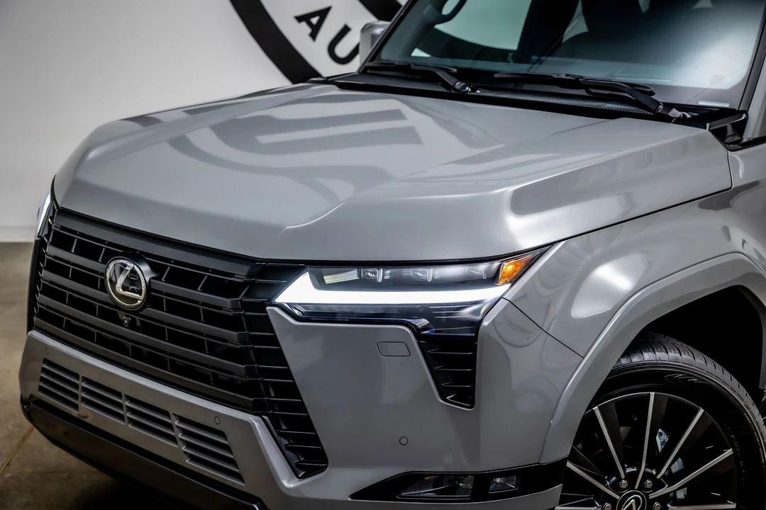 2025 Lexus GX 3rd Gen - Image 19 of 21