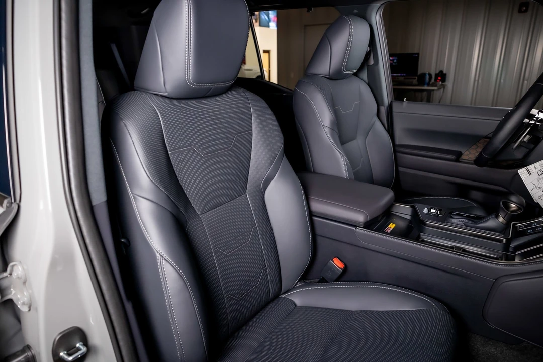 2025 Lexus GX 3rd Gen - Image 20 of 21