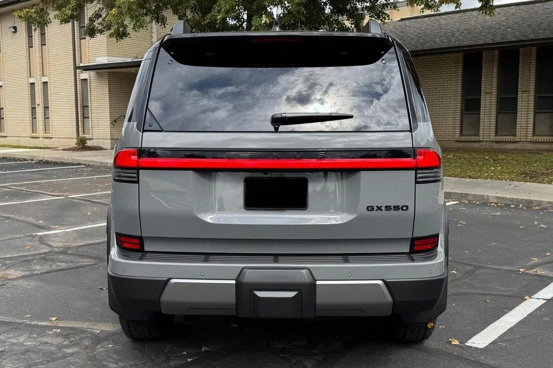 2025 Lexus GX 3rd Gen - Image 18 of 21