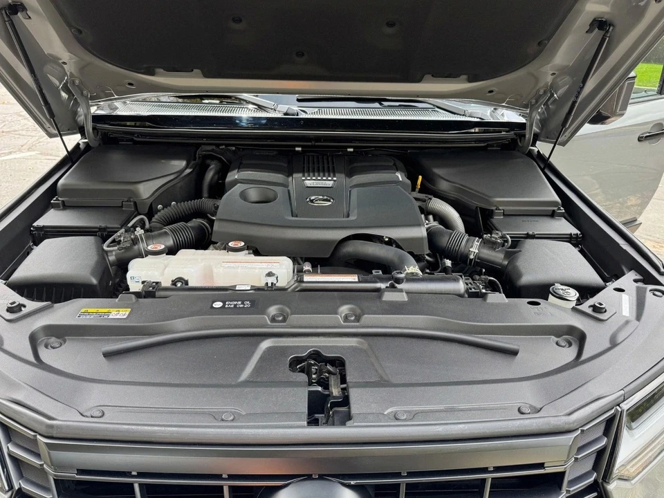 2025 Lexus GX 3rd Gen - Image 15 of 21