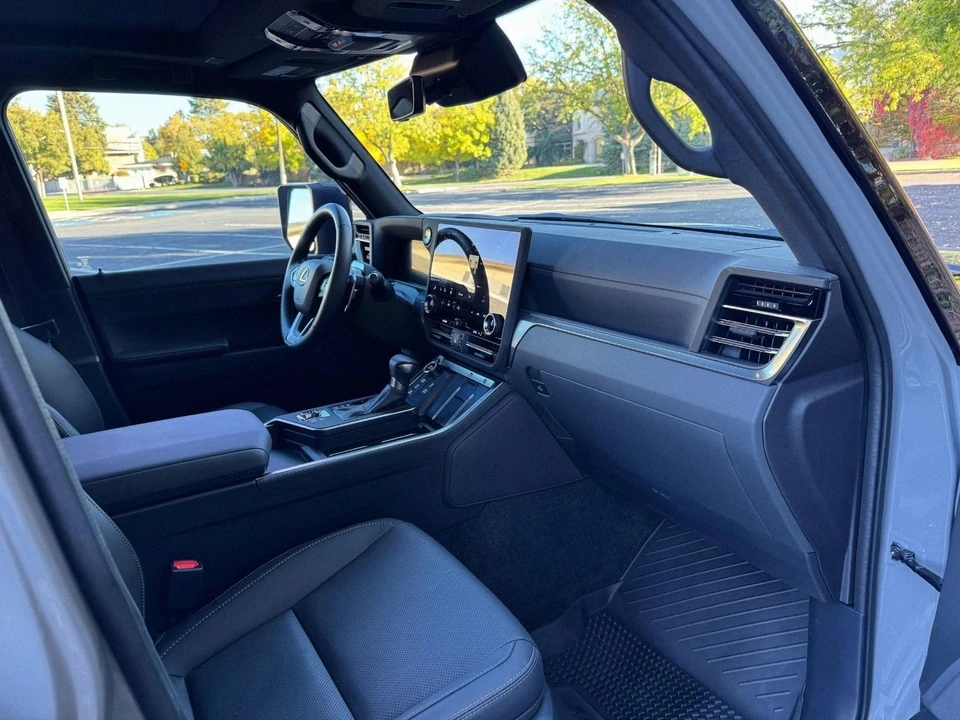 2025 Lexus GX 3rd Gen - Image 6 of 21