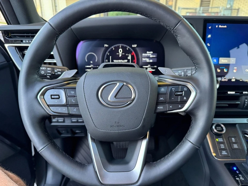 2025 Lexus GX 3rd Gen - Image 4 of 21