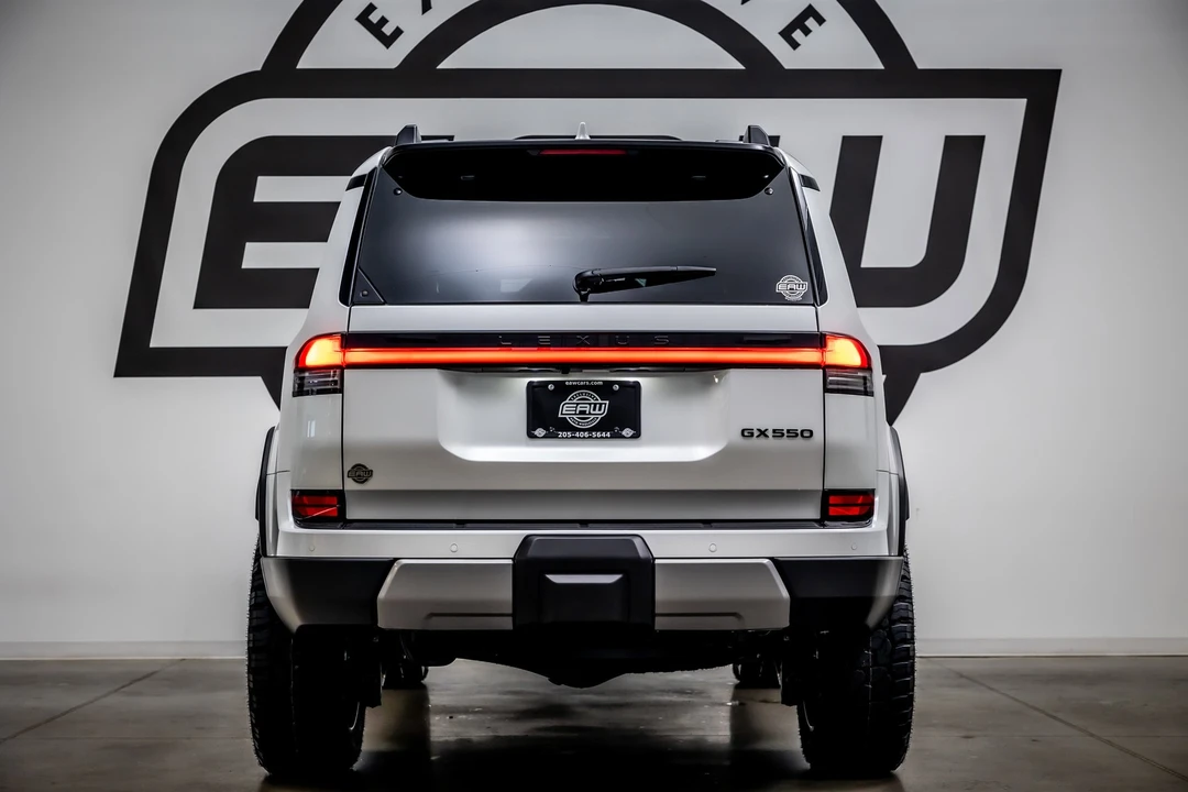 2025 Lexus GX 3rd Gen - Image 11 of 12