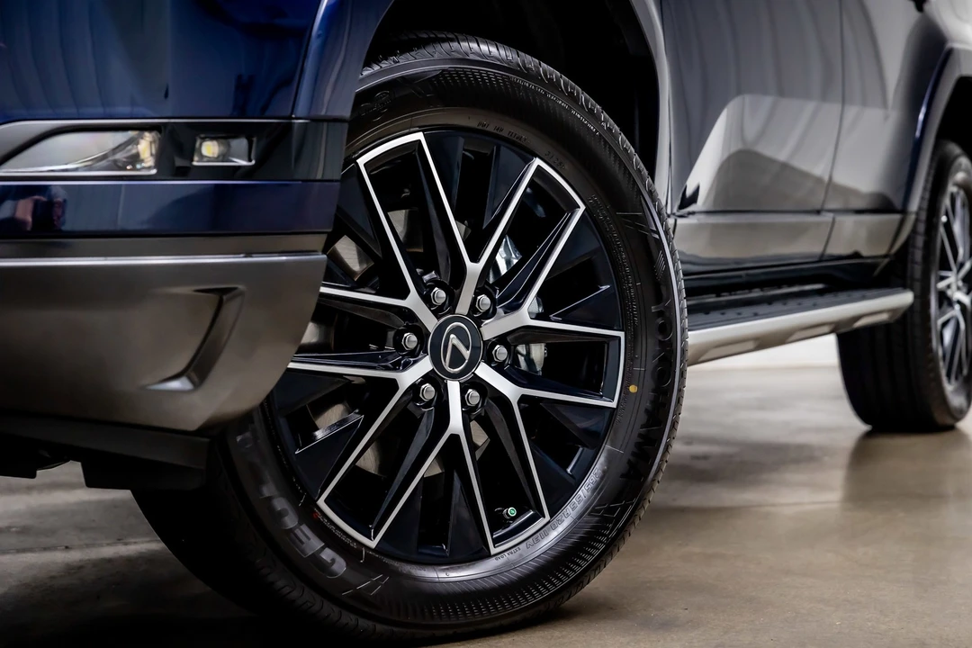 2025 Lexus GX 3rd Gen - Image 21 of 21