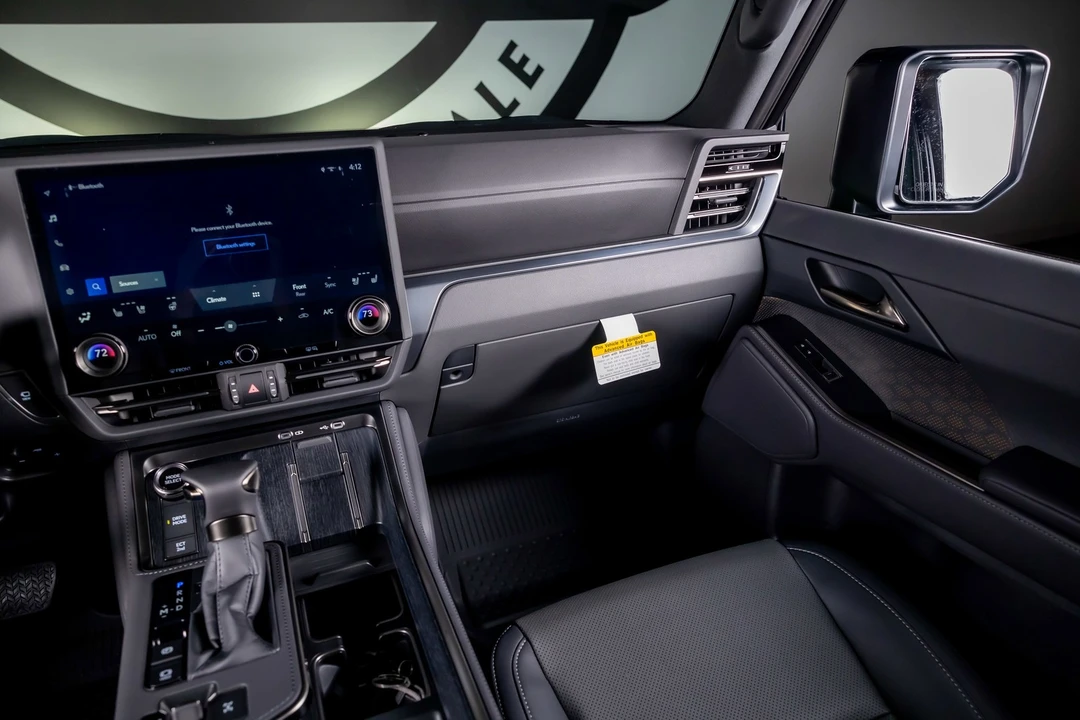 2025 Lexus GX 3rd Gen - Image 8 of 21