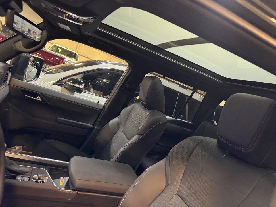 2025 Lexus GX 3rd Gen - Image 6 of 12