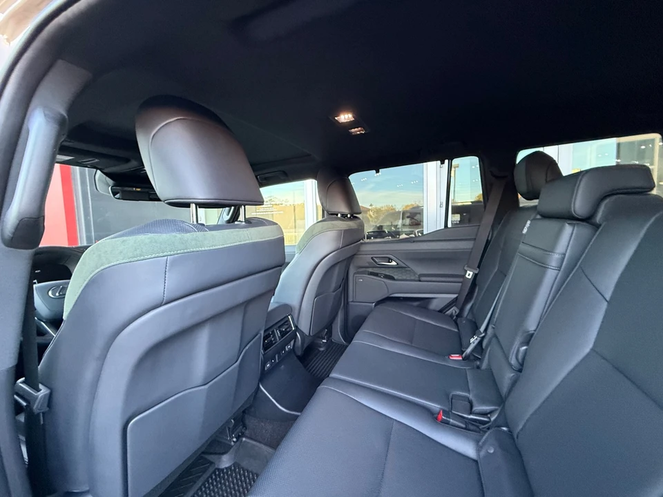 2025 Lexus GX 3rd Gen - Image 19 of 21