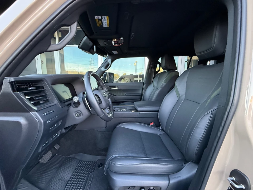 2025 Lexus GX 3rd Gen - Image 18 of 21