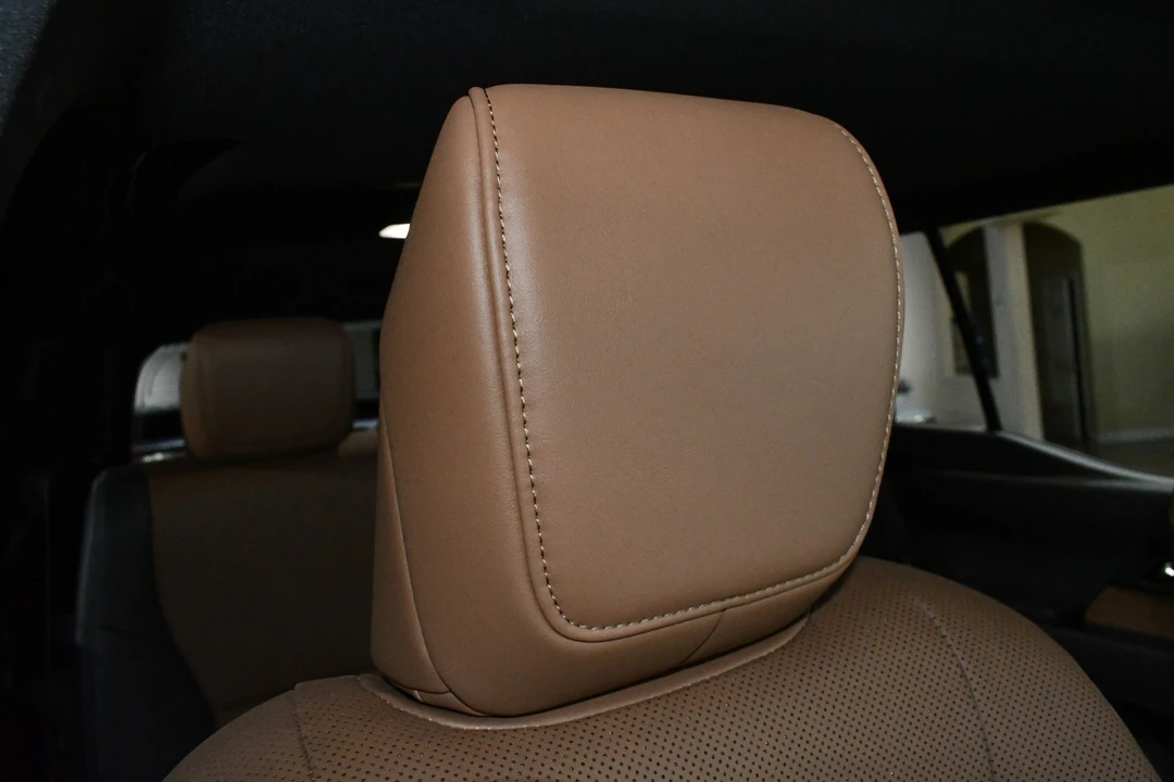 2025 Lexus GX 3rd Gen - Image 10 of 12