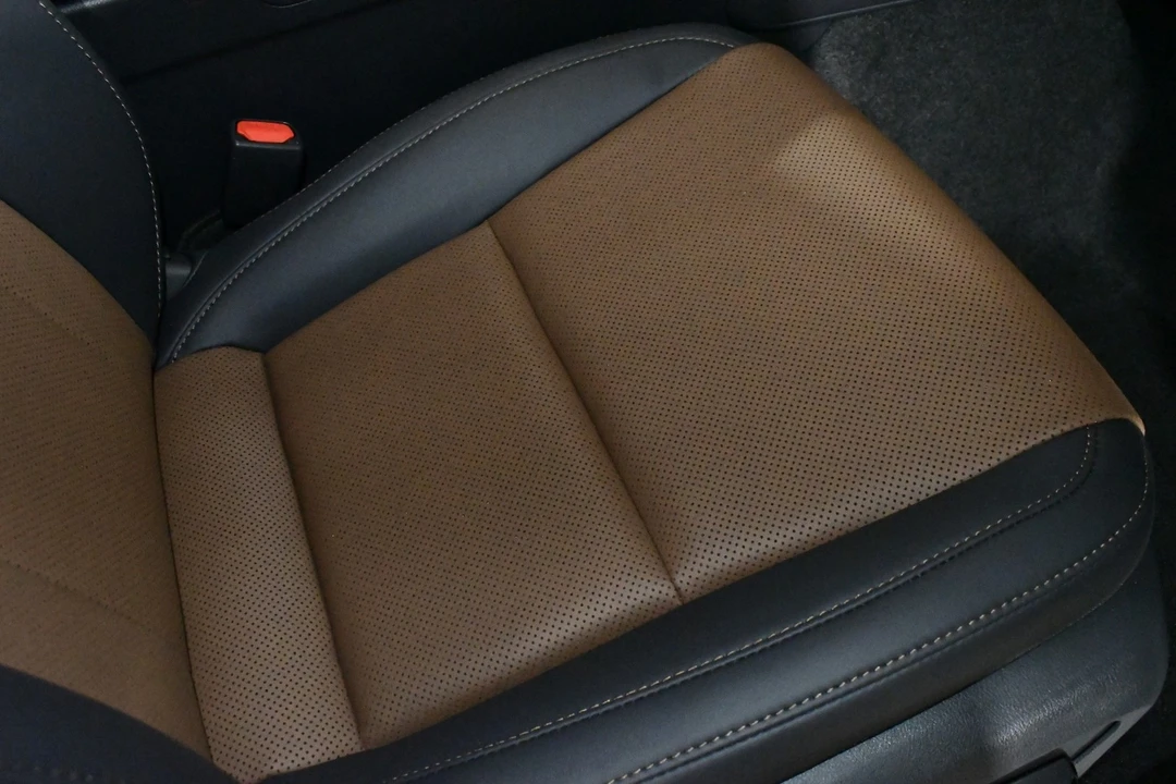 2025 Lexus GX 3rd Gen - Image 12 of 12
