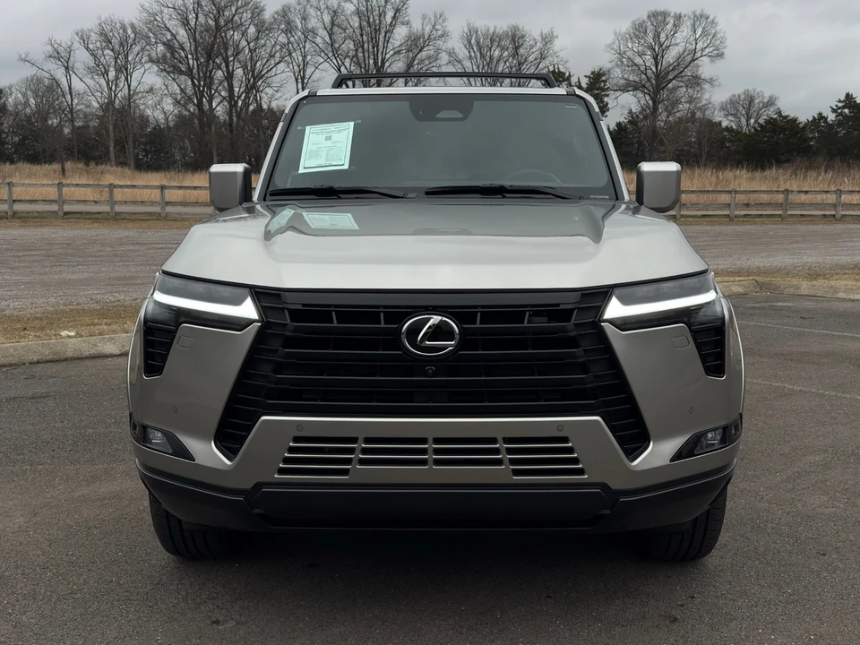2025 Lexus GX 3rd Gen - Image 5 of 12