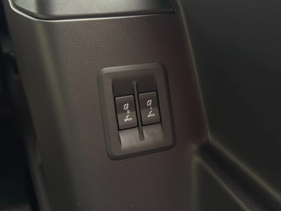 2025 Lexus GX 3rd Gen - Image 10 of 12