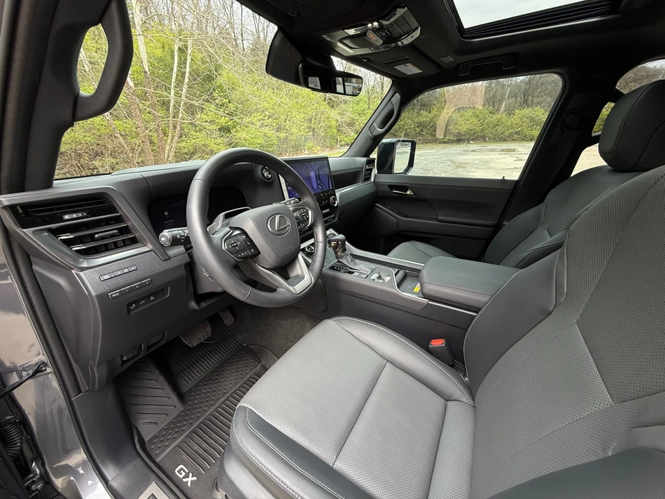 2025 Lexus GX 3rd Gen - Image 11 of 21