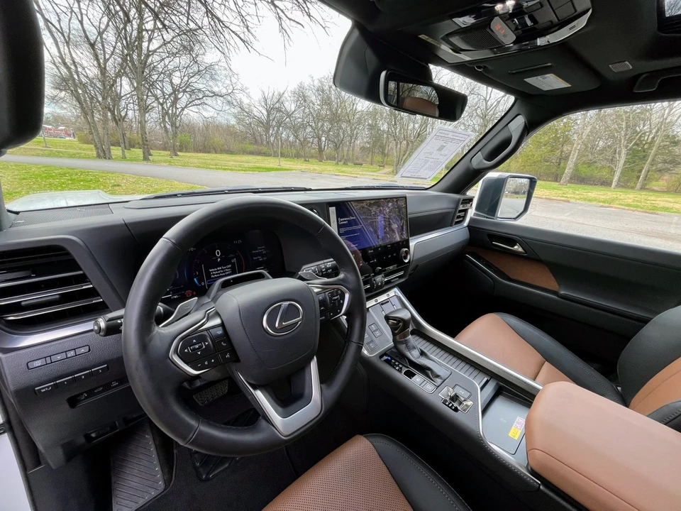2025 Lexus GX 3rd Gen - Image 11 of 21