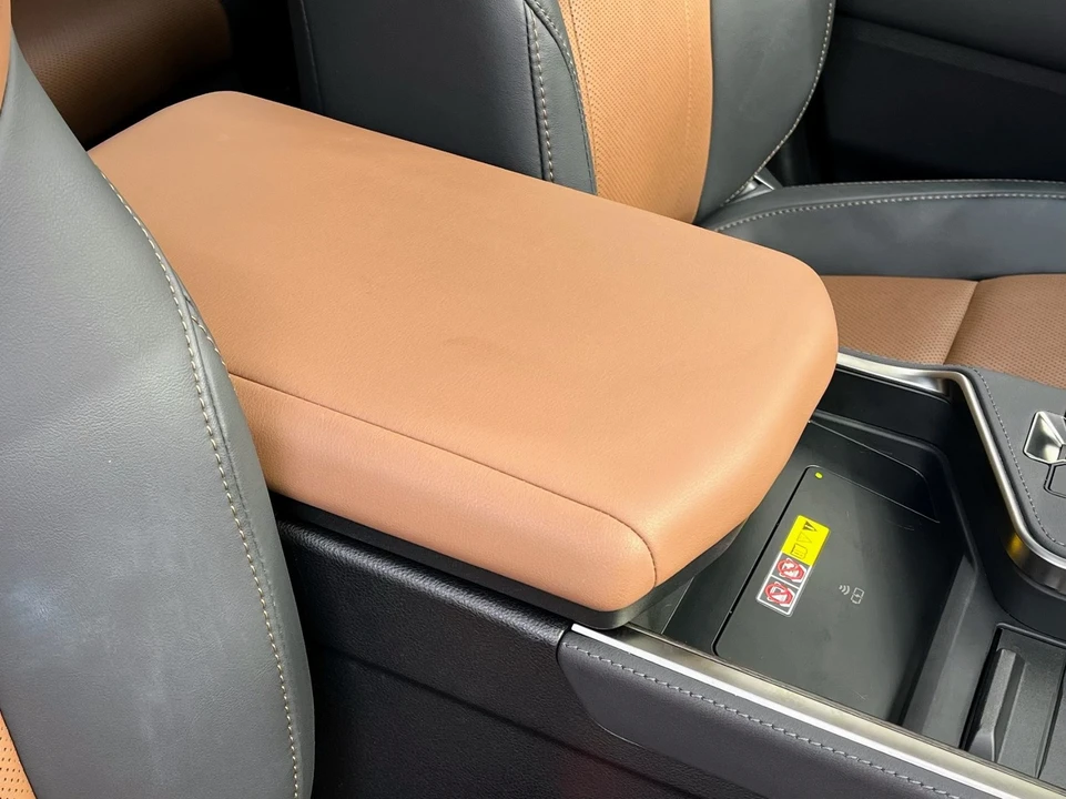 2025 Lexus GX 3rd Gen - Image 20 of 21