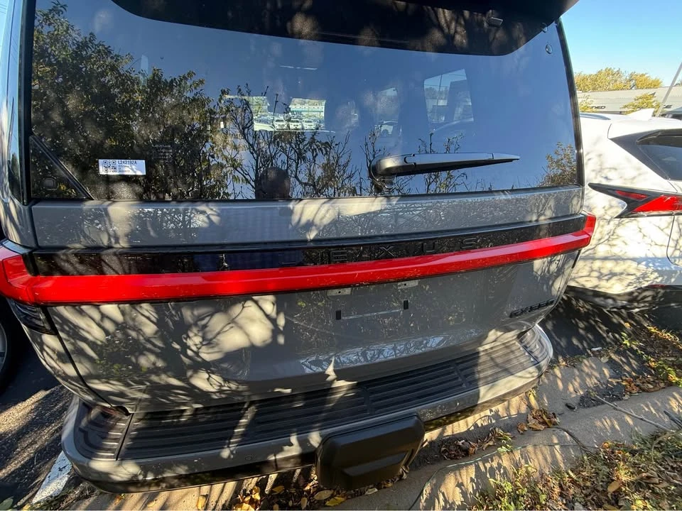 2025 Lexus GX 3rd Gen - Image 9 of 9