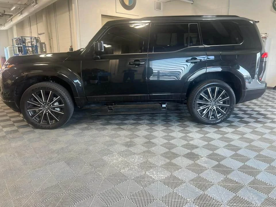 2025 Lexus GX 3rd Gen - Image 4 of 14