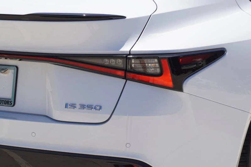 2025 Lexus IS 3rd Gen - Image 8 of 20