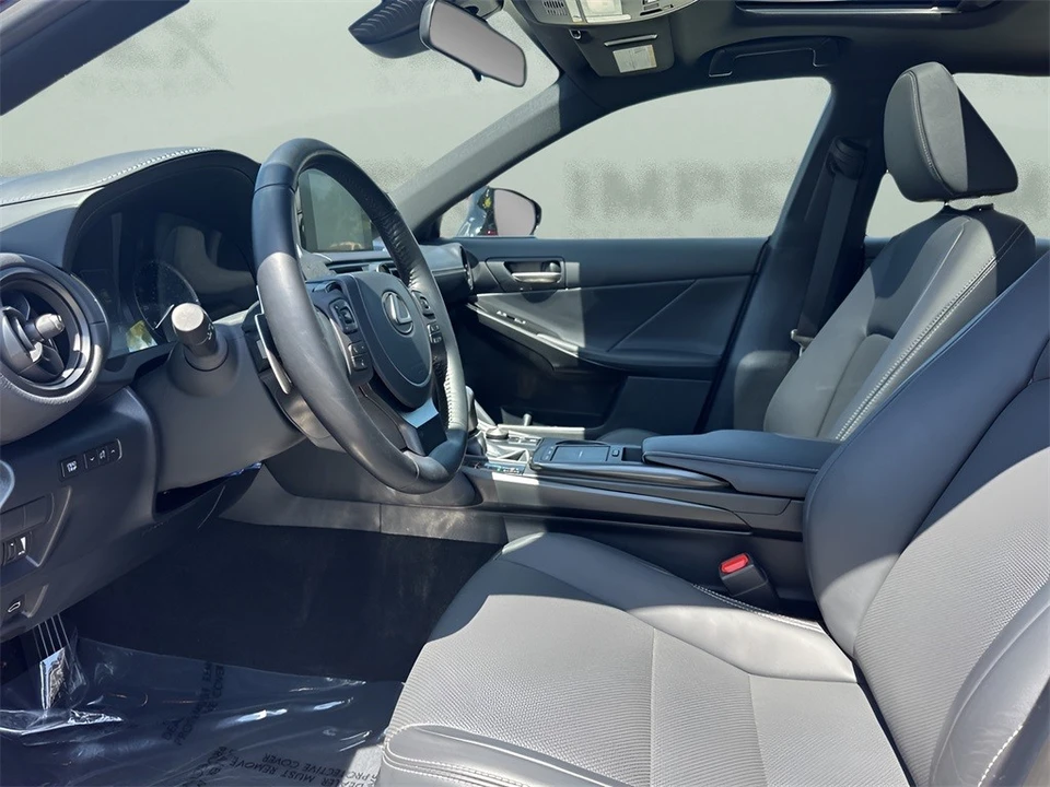 2025 Lexus IS 3rd Gen - Image 9 of 12