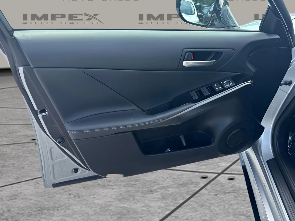 2025 Lexus IS 3rd Gen - Image 23 of 29