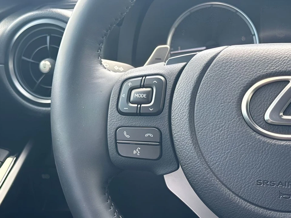2025 Lexus IS 3rd Gen - Image 14 of 29