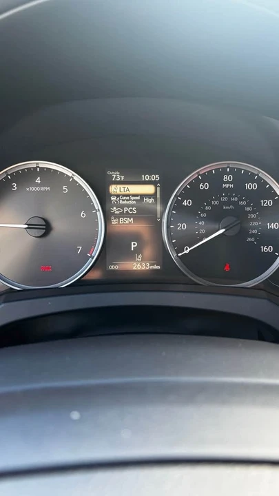 2025 Lexus IS 3rd Gen - Image 10 of 11