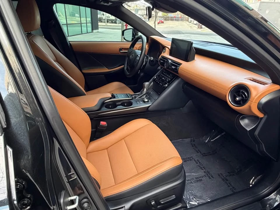 2025 Lexus IS 3rd Gen - Image 14 of 17