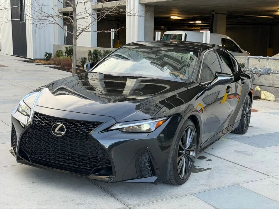 2025 Lexus IS 3rd Gen - Image 5 of 17