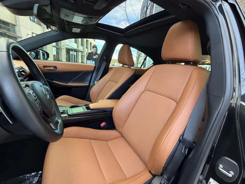 2025 Lexus IS 3rd Gen - Image 12 of 17