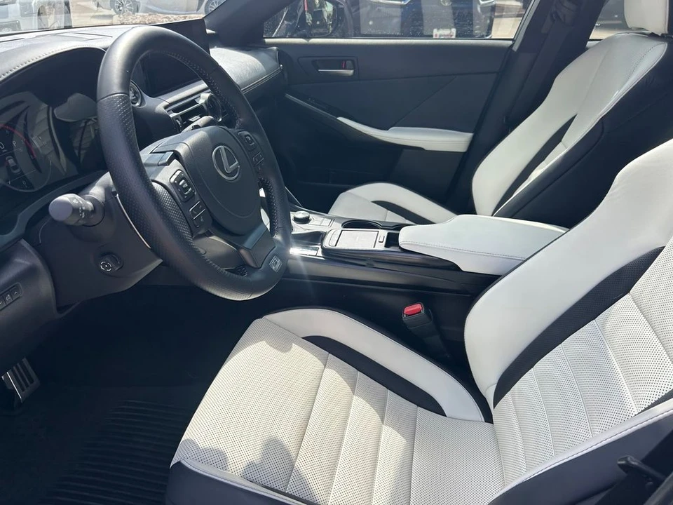 2025 Lexus IS 3rd Gen - Image 11 of 31