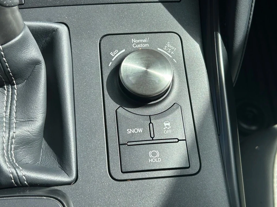 2025 Lexus IS 3rd Gen - Image 29 of 31