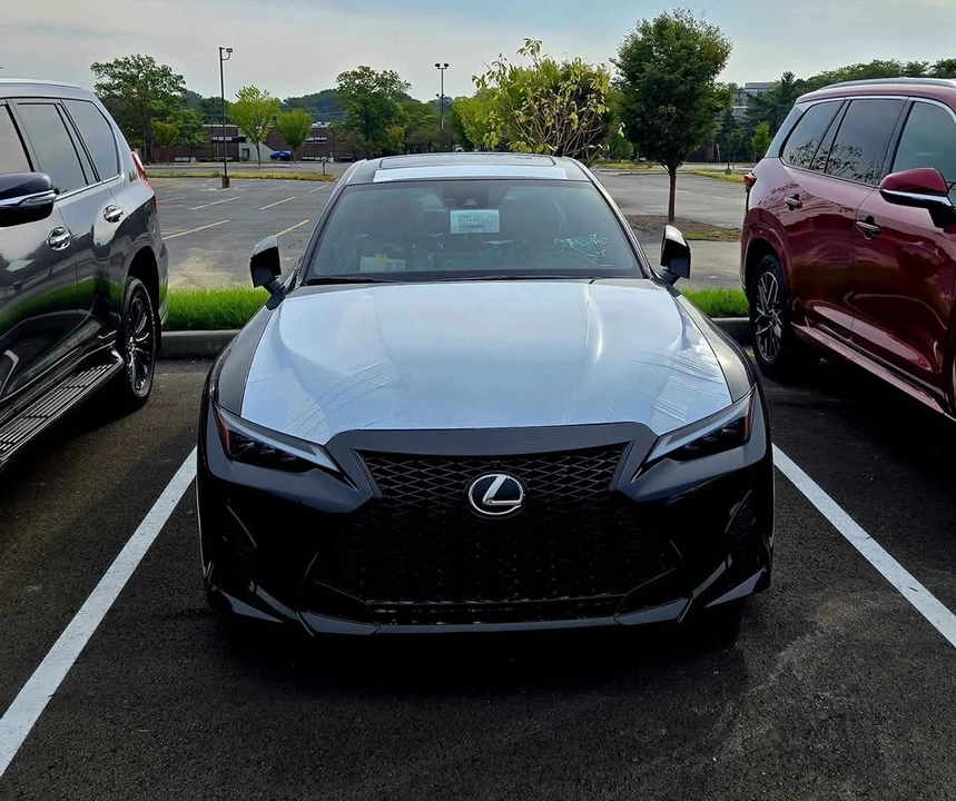 2025 Lexus IS 3rd Gen - Image 2 of 9