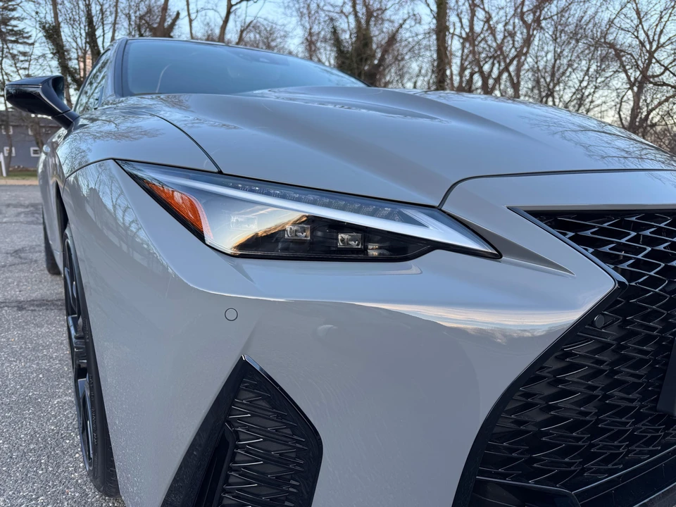 2025 Lexus IS 3rd Gen - Image 26 of 31