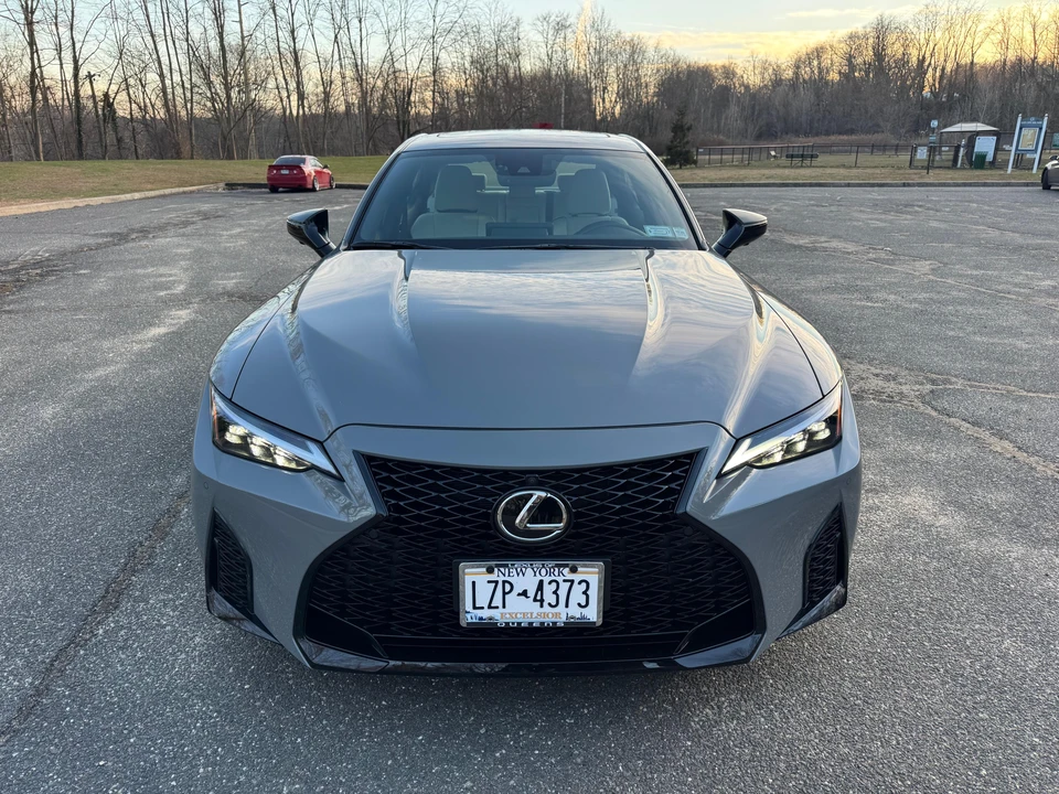 2025 Lexus IS 3rd Gen - Image 9 of 31