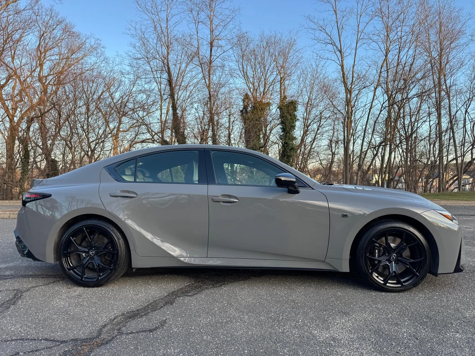2025 Lexus IS 3rd Gen - Image 21 of 31