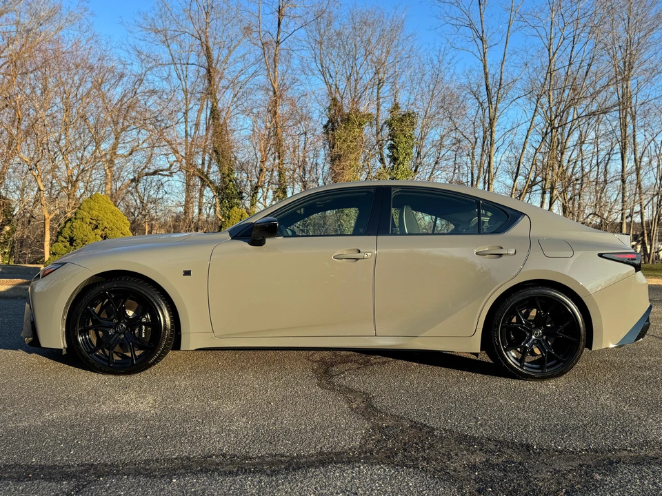 2025 Lexus IS 3rd Gen - Image 11 of 31