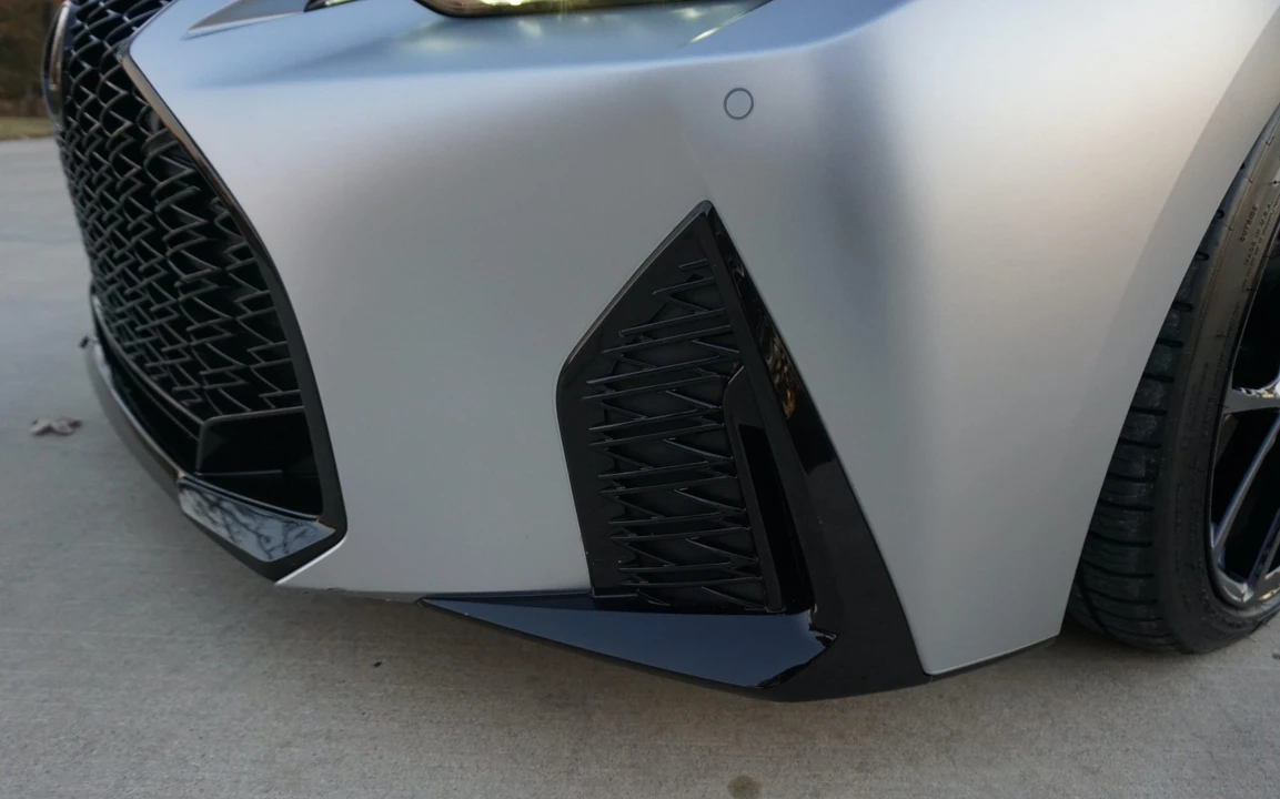 2025 Lexus IS 3rd Gen - Image 15 of 31
