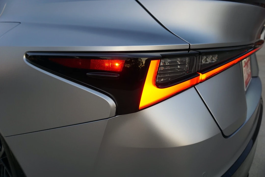 2025 Lexus IS 3rd Gen - Image 21 of 31