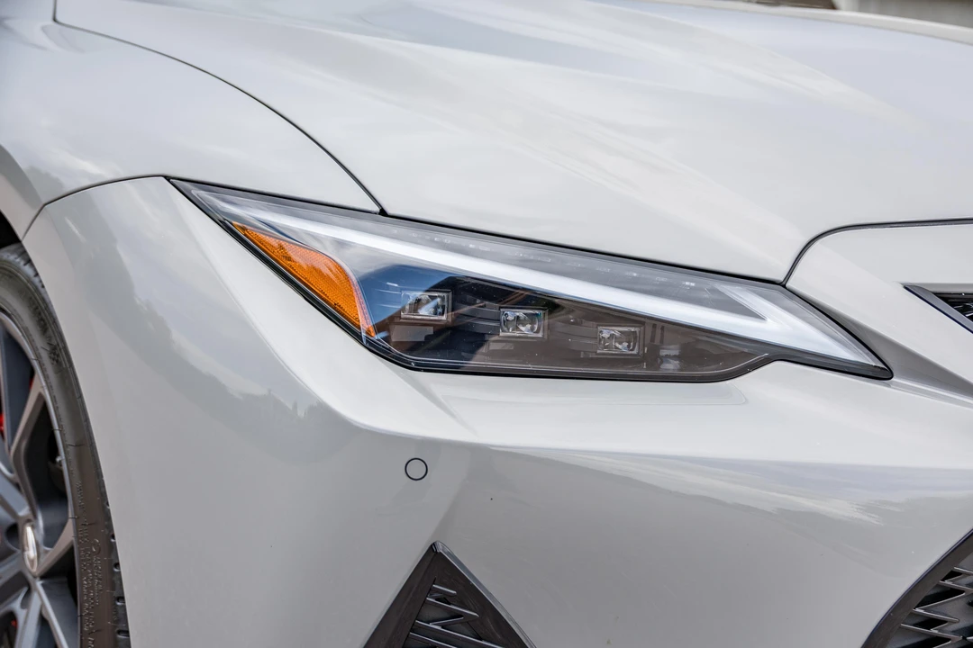 2025 Lexus IS 3rd Gen - Image 11 of 31
