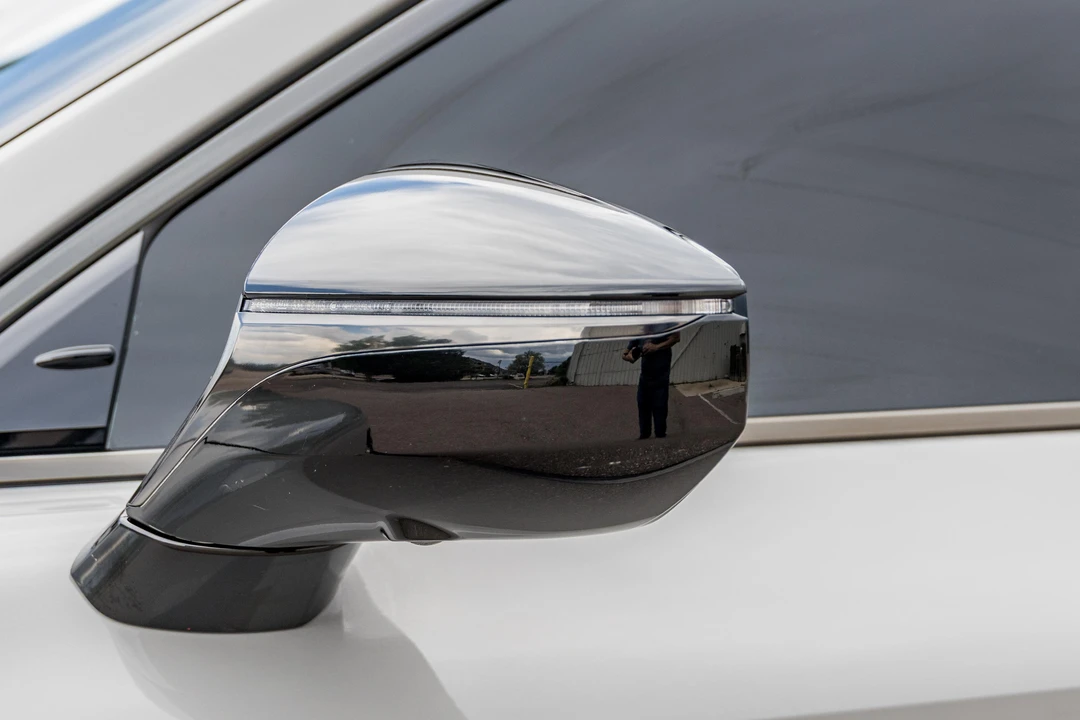 2025 Lexus IS 3rd Gen - Image 21 of 31