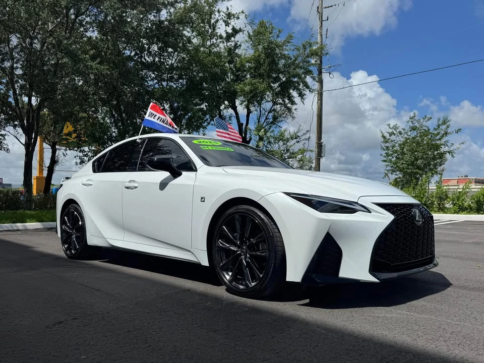 2025 Lexus IS 3rd Gen - Image 8 of 10