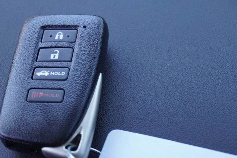 2025 Lexus IS 3rd Gen - Image 19 of 20