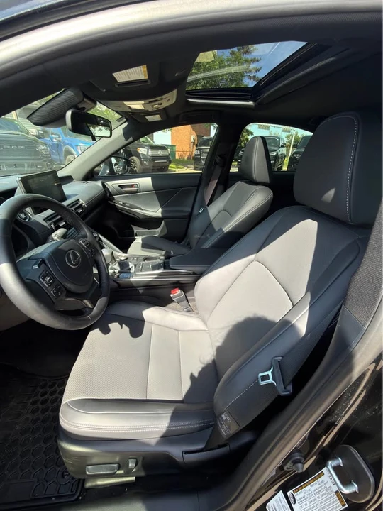 2025 Lexus IS 3rd Gen - Image 5 of 8