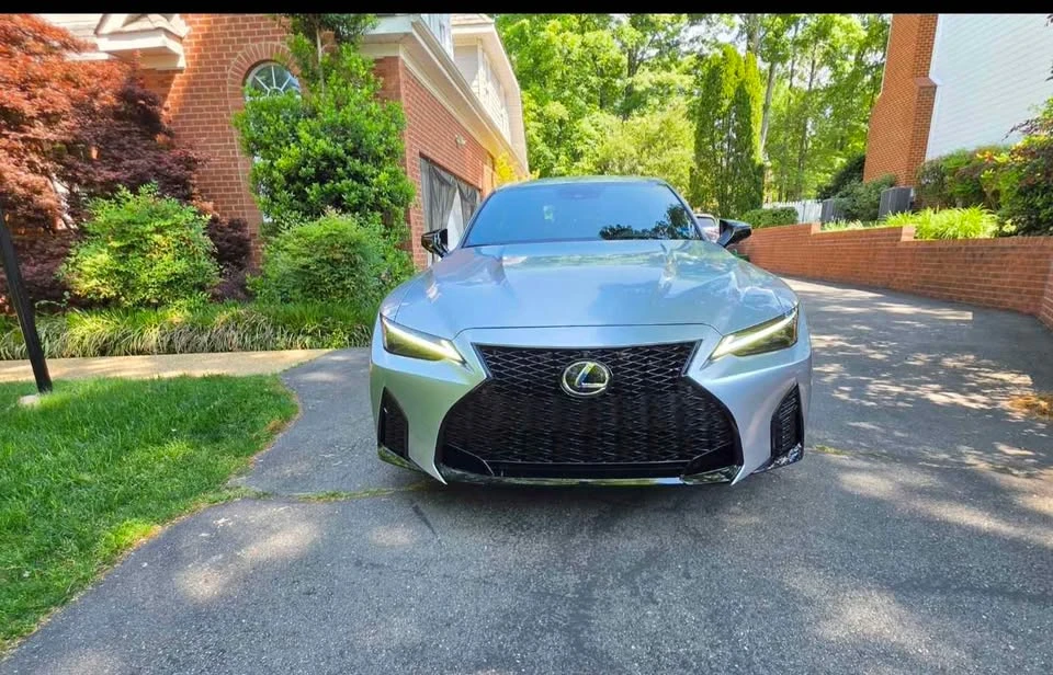 2025 Lexus IS 3rd Gen - Image 4 of 9