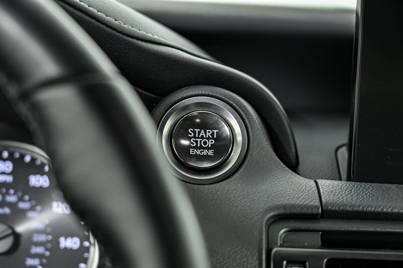 2025 Lexus IS 3rd Gen - Image 22 of 29