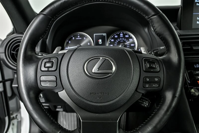 2025 Lexus IS 3rd Gen - Image 21 of 29