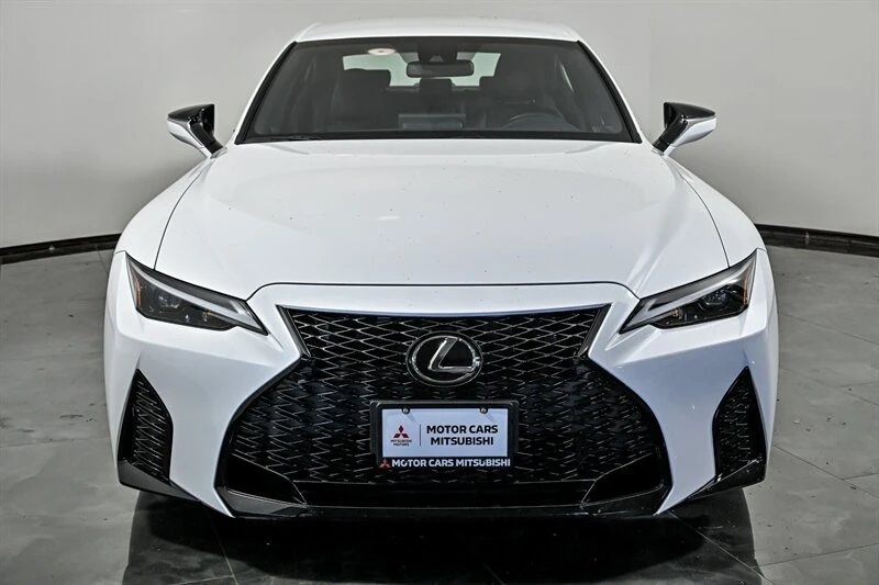 2025 Lexus IS 3rd Gen - Image 4 of 29