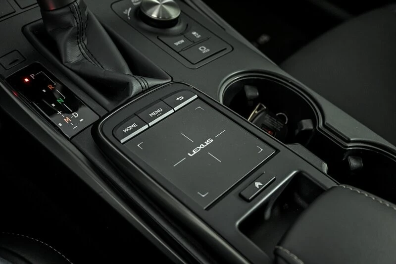 2025 Lexus IS 3rd Gen - Image 28 of 29