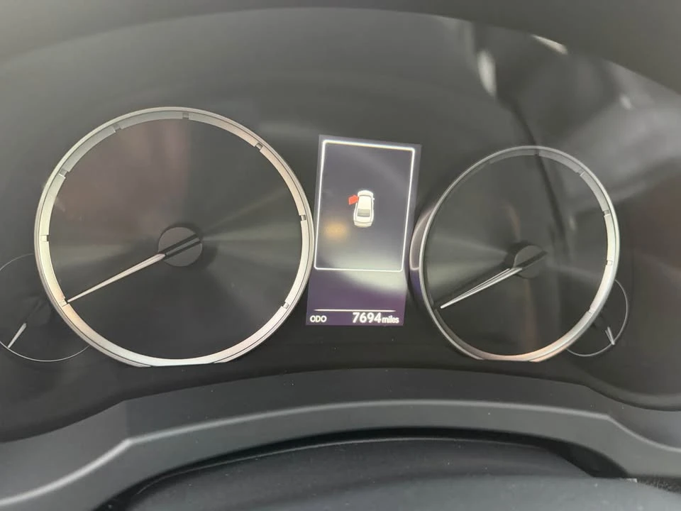 2025 Lexus IS 3rd Gen - Image 8 of 10