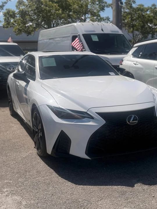 2025 Lexus IS 3rd Gen - Image 5 of 9